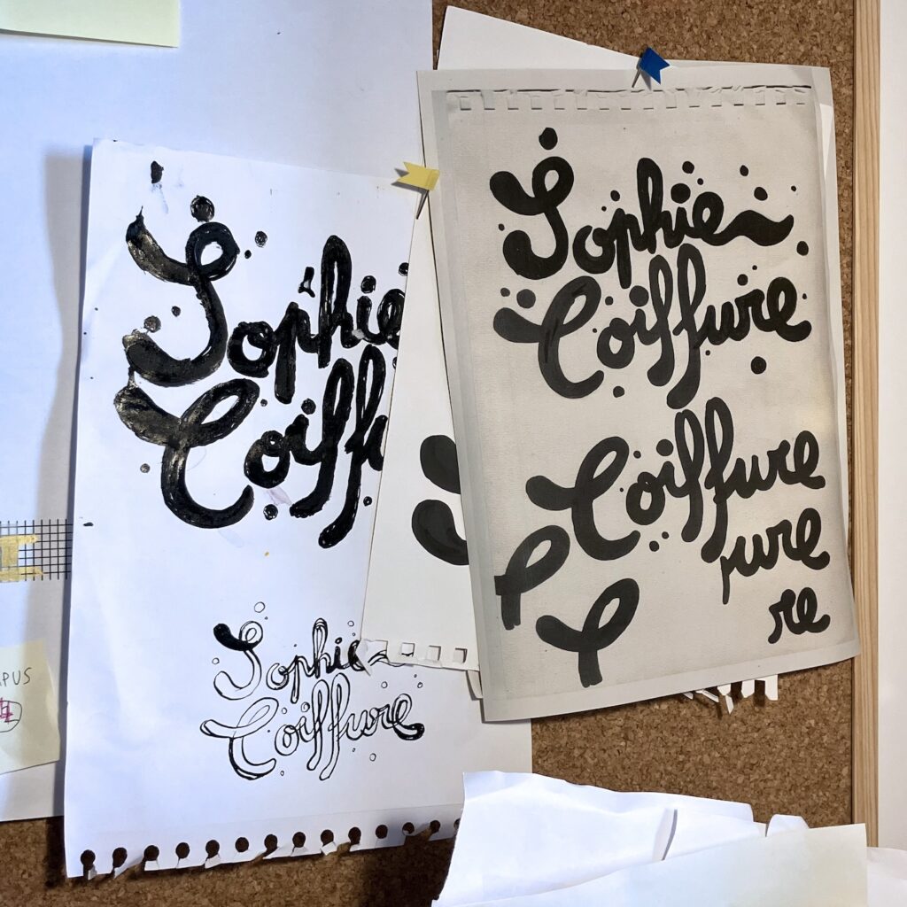 Lettrage de l’album “Sophie Coiffure” par Perceval Barrier